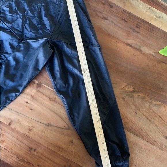 Nike Air Jordan Retro Track Jacket AQ0942 Black/Black Men's Size XL Outdoor - Picture 11 of 12